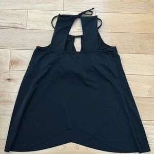 Venus NWOT size 14 Bathing Suit Georgia Tankini Top Black CORAL NOT AVAILABLE